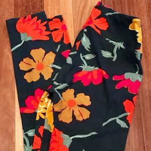 Lularoe one size leggings